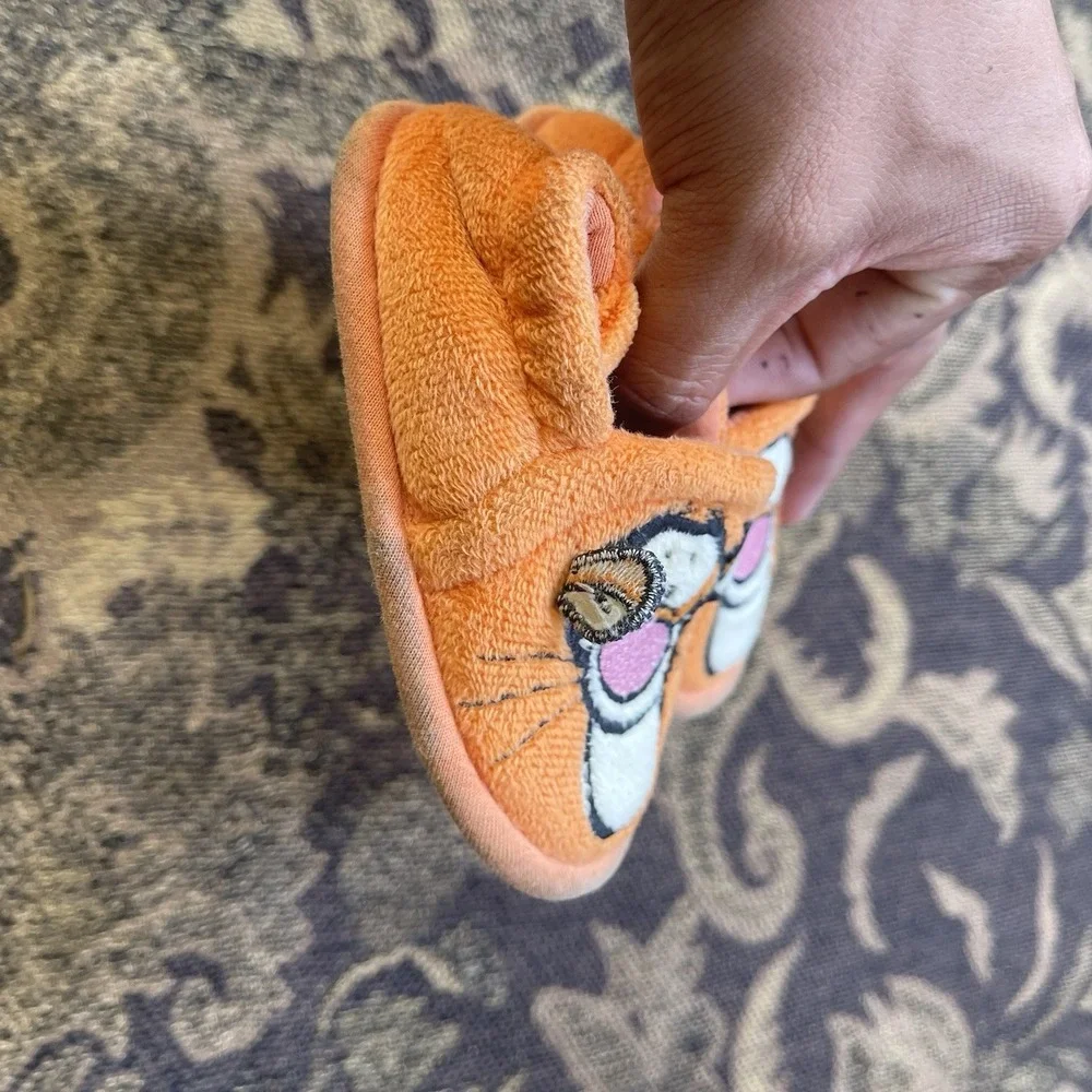 Vtg Y2K Disney Baby Winnie the Pooh Tigger infant soft slippers 6-12 months